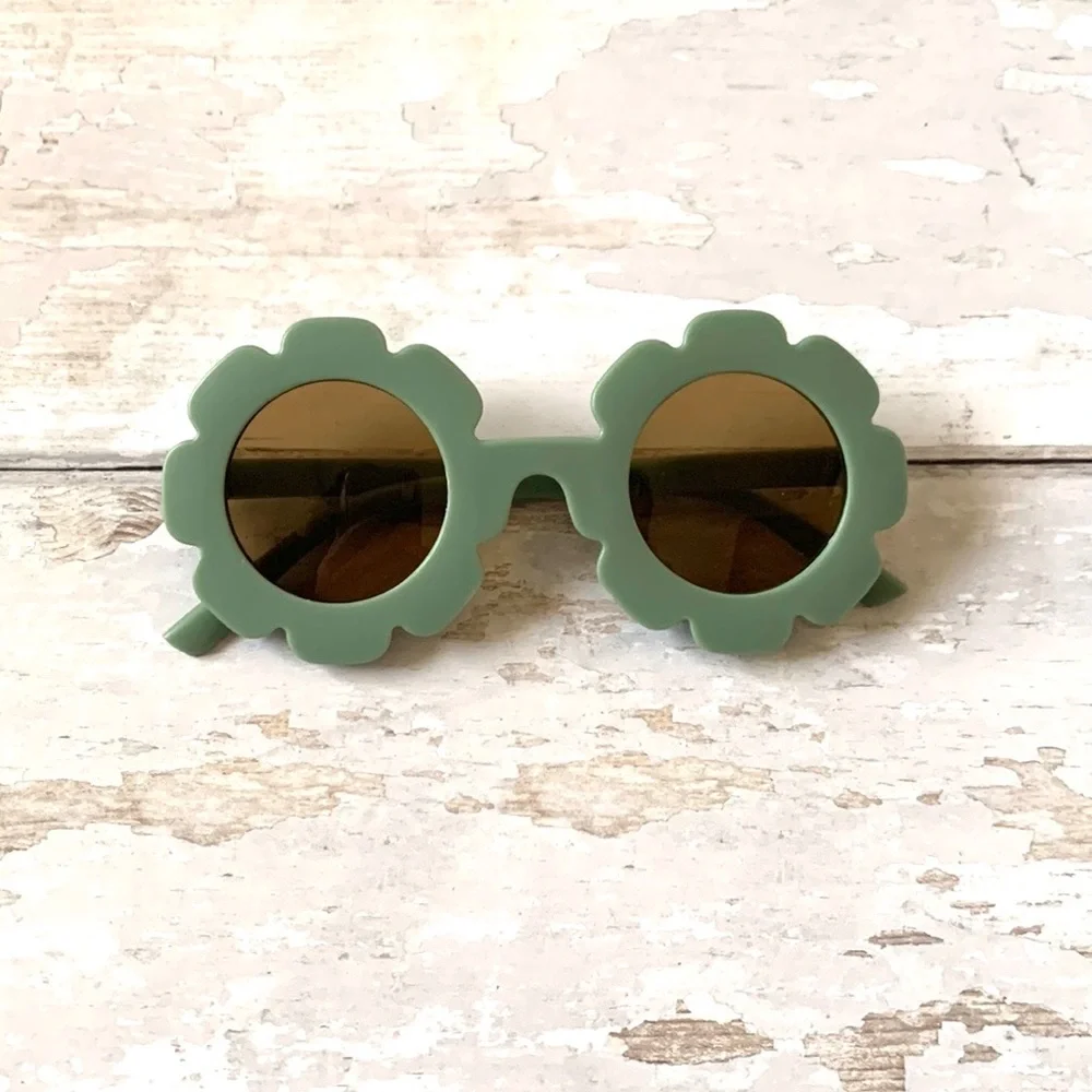 BabyGap Green Flower Sunglasses Kids Toddler Girls UV 400 Protection NEW